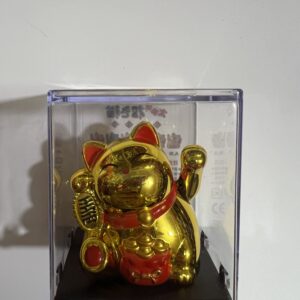 Gato Manekineko (Dorado)