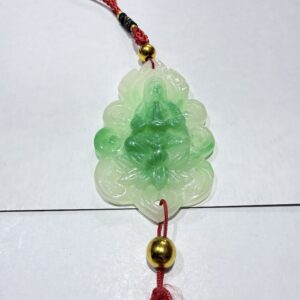 Colgante Kuan yin color jade
